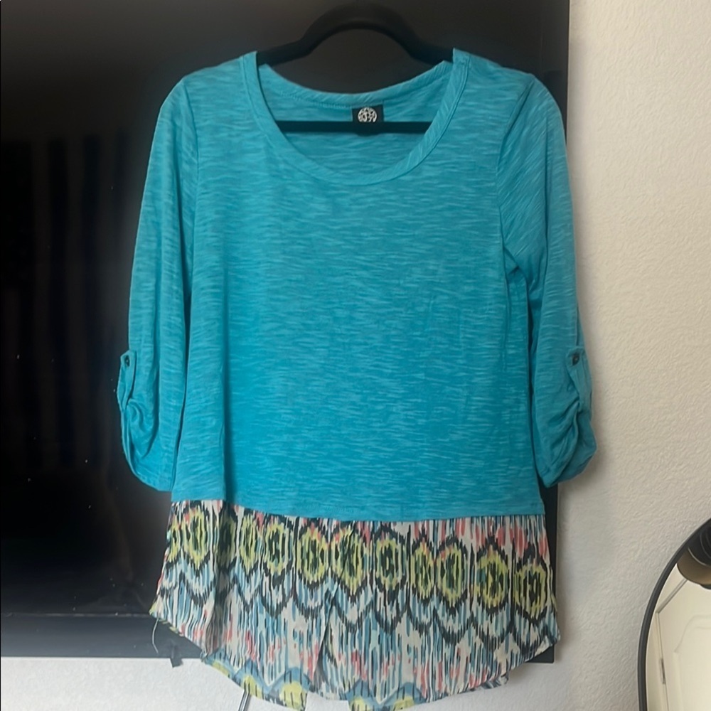 Bobeau Blue Cuffed Sleeve Pleated Blouse